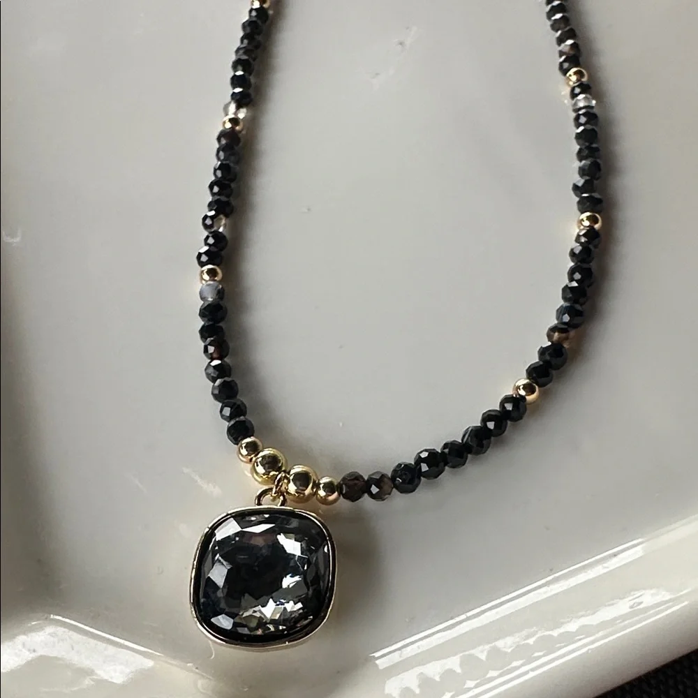 🖤New Black Agate and Austrian Crystal Pendant Necklace - Picture 4 of 6
